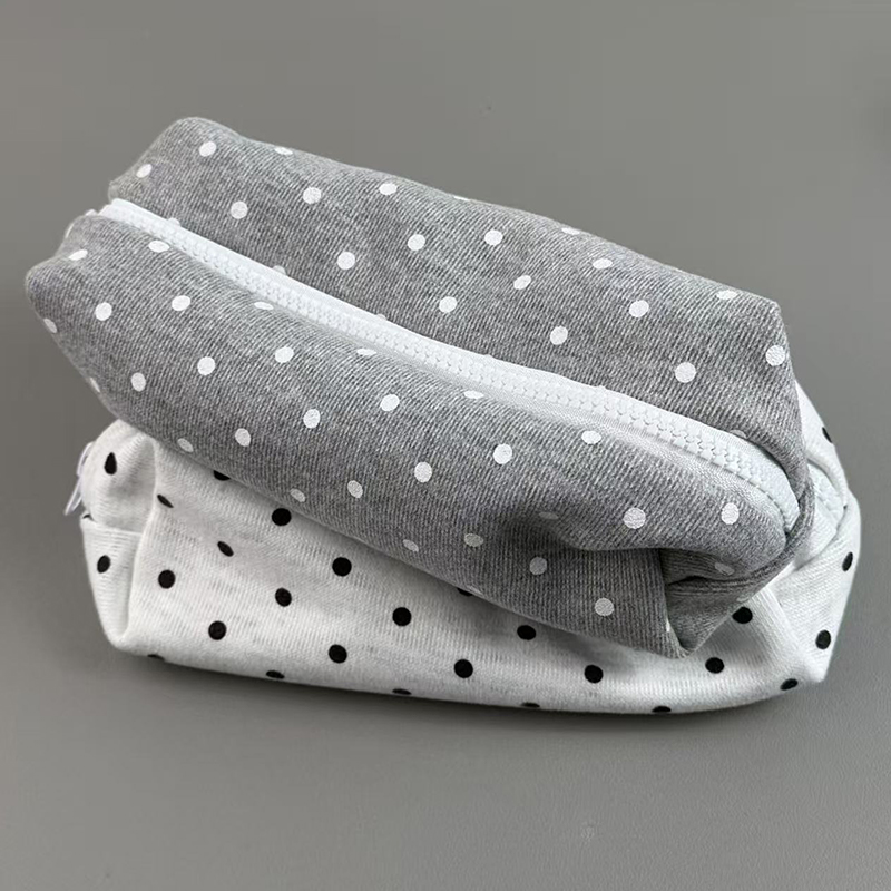 Astuccio a pois, carino ed est - Aesthetic Large Pencil Case Pouch recensione e prezzo